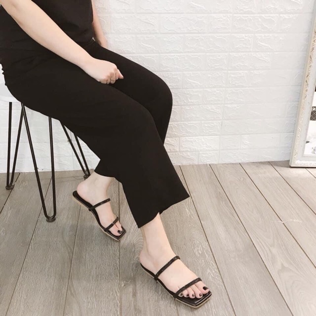 Dép 2 dây đính đá