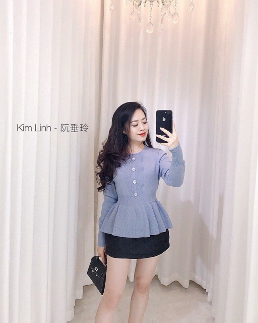 Áo len pelum khuy cúc