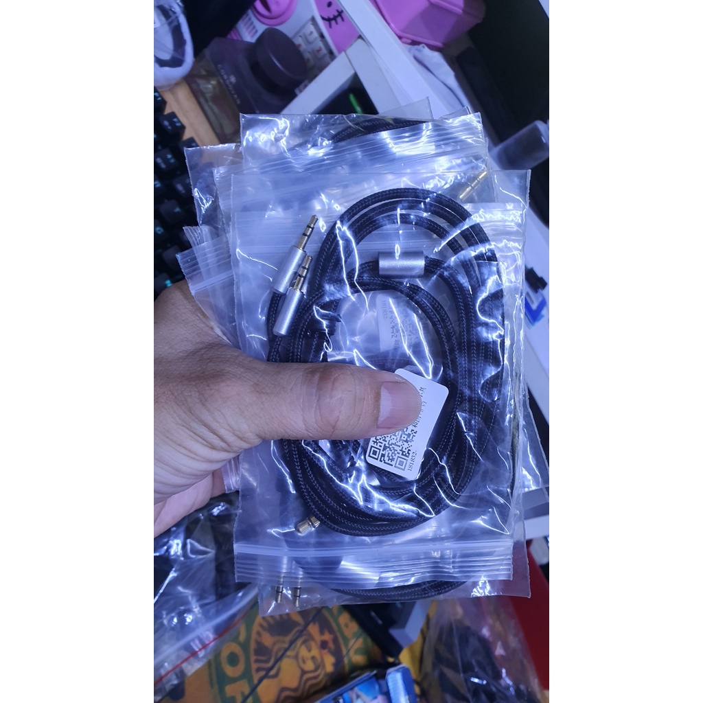 Dây Cáp Tai Nghe Sol Republic V10 V18
