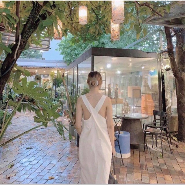 Váy đi biển maxi hai dây đan chéo lưng - Đầm trắng maxi đi biển hở lưng chất đũi mịn mát HD05 | BigBuy360 - bigbuy360.vn