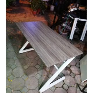 Bàn làm việc game thủ chữ Z 120 x 60(chân trắng)