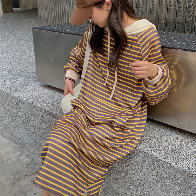 Đầm Hoodie Dài Qua Gối Họa Tiết Kẻ Sọc Phong Cách Trẻ Trung Dành Cho Nữ