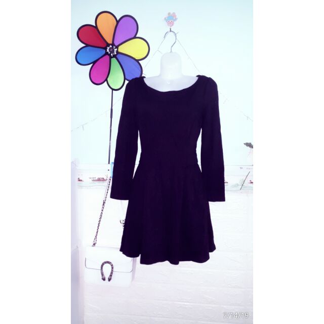 Đầm size -M thanh lý ,mỗi mẫu 1 cái thanh lý rẻ cho mấy bạn size M nhé .