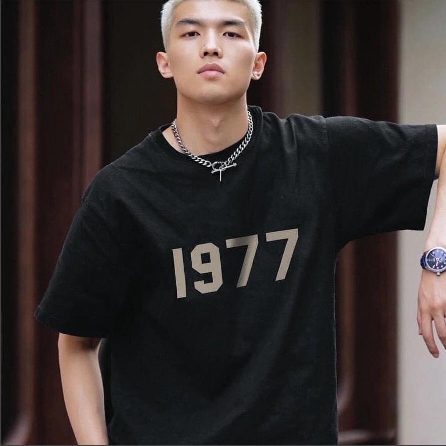 Áo phông phản quang 1977 form rộng đẹp- Áo thun tay lỡ Unisex nam nữ kiểu hàn quốc vải cotton HARI in hoạ tiết