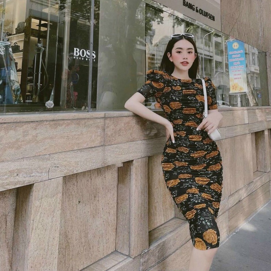 [Đầm Mới] Đầm Ôm Body Cổ Tròn Nhún Thân Họa Tiết Hoa | BigBuy360 - bigbuy360.vn
