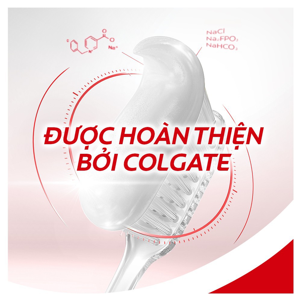 Bộ chăm sóc răng miệng Colgate: 2 Kem đánh răng 180g &amp; 2 Bàn chải từ muối hồng Himalaya