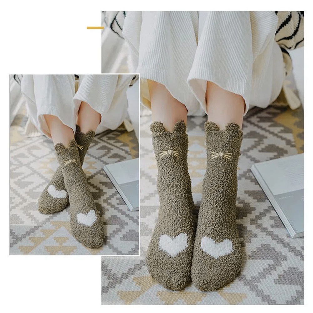 1 đôi tất lông cừu san hô giữ ấm ba chiều in họa tiết hoạt hình dễ thương