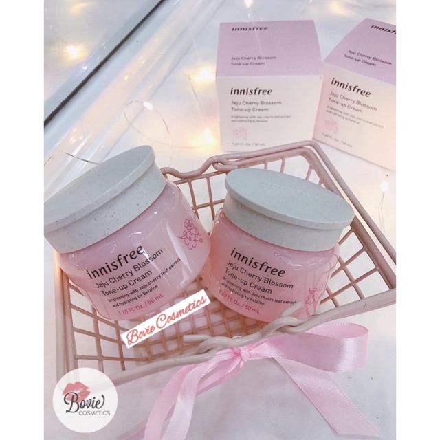 Kem dưỡng trắng da nâng tone Innisfree Jeju Cherry Blossom Tone Up/ Jelly Cream 50ml | BigBuy360 - bigbuy360.vn