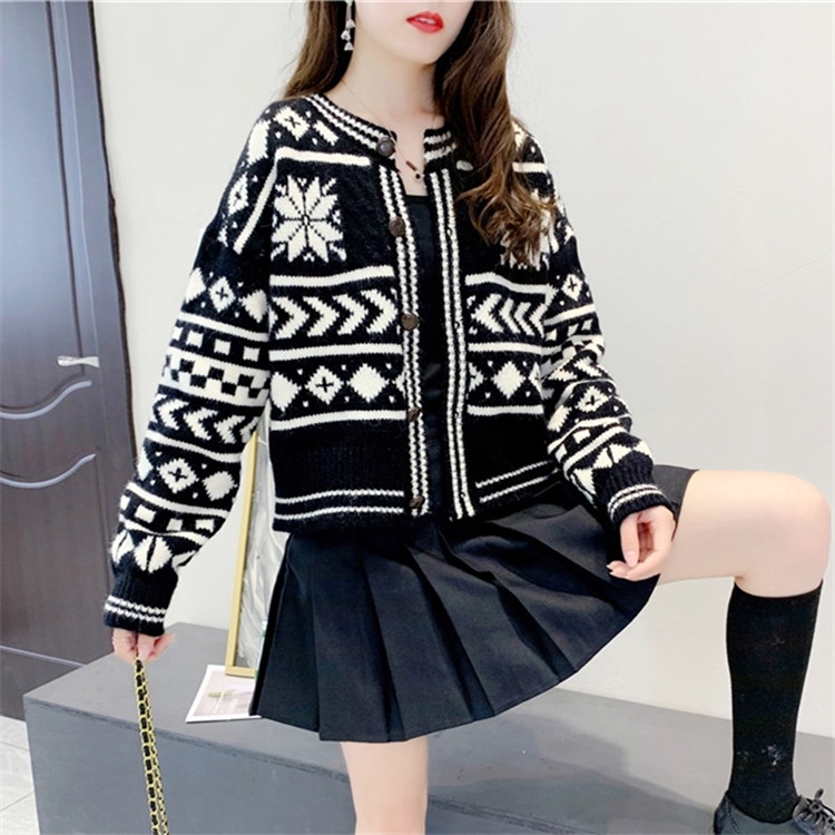 Áo khoác len cardigan croptop nữ 23Closet họa tiết hoa tuyết len móc dài tay kiểu Hàn Quốc khoác thu đông  - CDG02