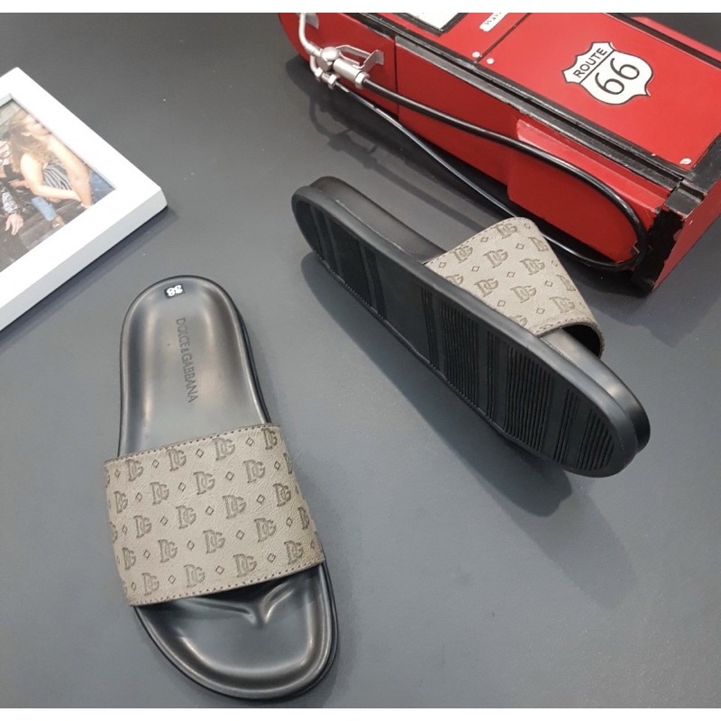 Dép quai ngang có hoạ tiết dập vân logo, Dép da thời trang chống trơn phong cách đơn giản btshop từ 38 đến 42