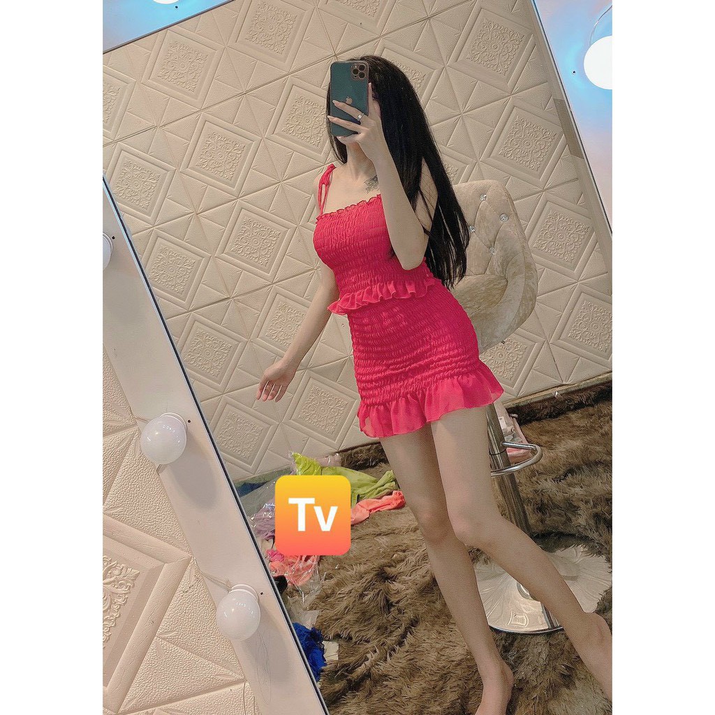 Sét bộ áo hai dây nhúm trơn phối chân váy nhúm body cực xinh , chất voan mềm mịn