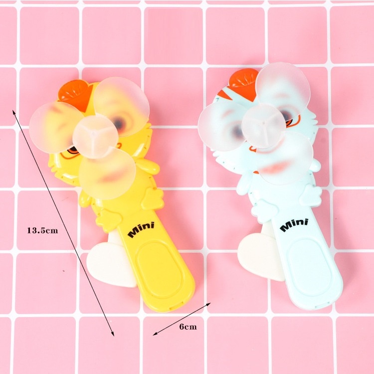 Quạt bóp tay hình thú bằng nhựa nhiều màu sắc cho bé