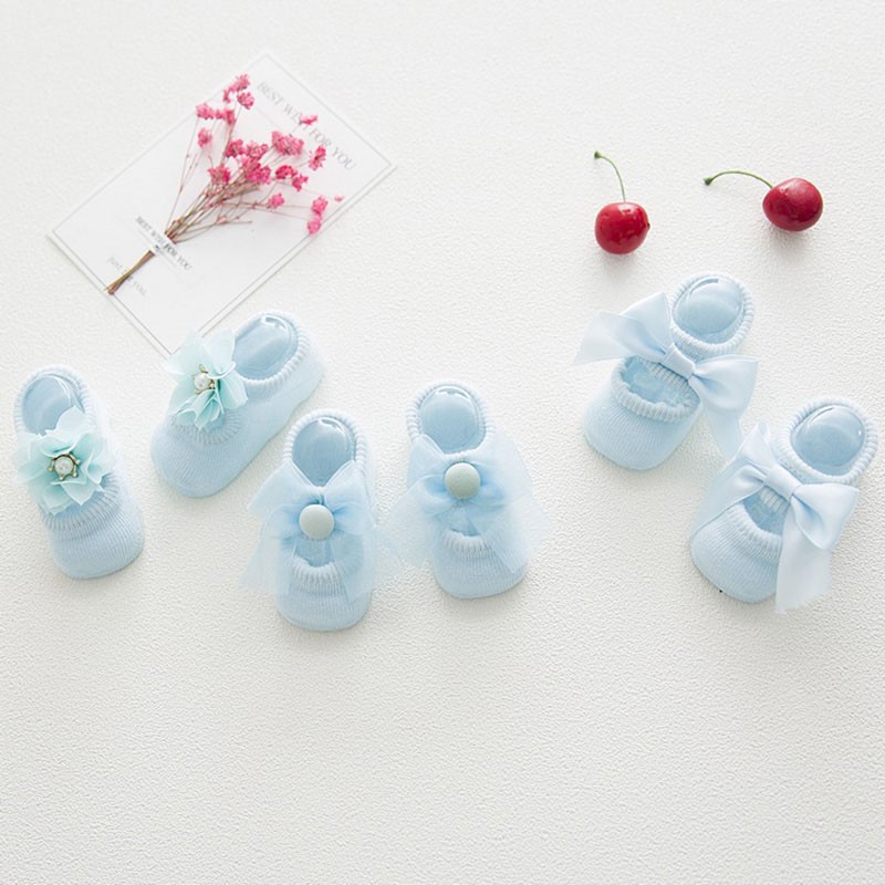 Set 3 Đôi Vớ Cotton Chống Trượt Xinh Xắn Dành Cho Bé