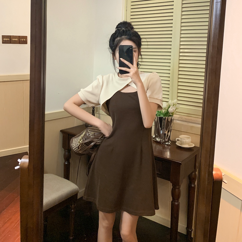 Set Áo Lửng Hai Dây Và Chân Váy Dài Thời Trang Nữ Tính