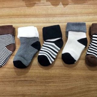 Combo 10 đôi tất xù cổ cao cho bé