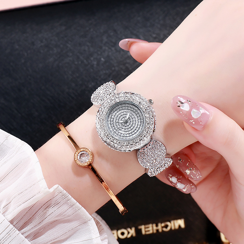 Đồng Hồ Đính Đá Nhân Tạo Chất Liệu Thép Không Gỉ