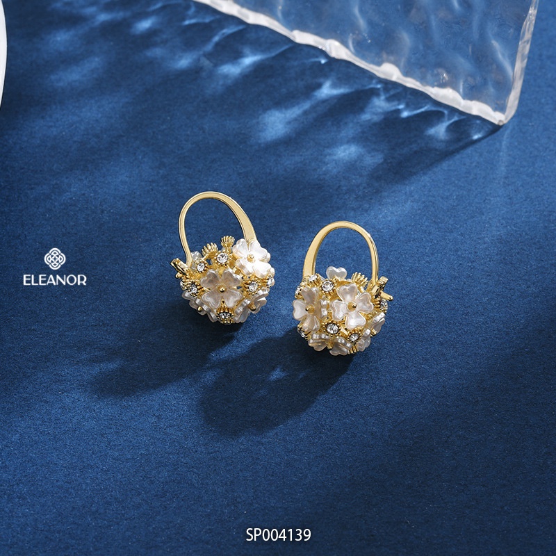 Bông tai nữ chuôi bạc 925 Eleanor Accessories hình quả cầu gắn hoa phụ kiện trang sức 4139
