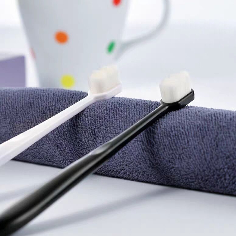 Bàn chải đánh răng lông mềm tiện dụng chất lượng cao