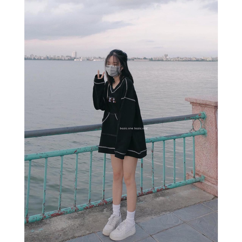 Áo Sweater Nữ Cổ V Thêu DEMCO Viền Chỉ 3 Màu Lựa Chọn Dễ Phối Đồ -Chuu House- CH0096