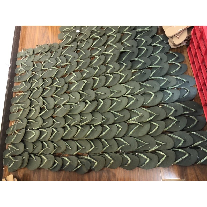 Dép havaianas kim tuyến rêu mix charm