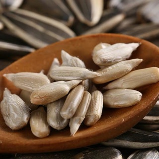THÙNG HƯỚNG DƯƠNG 90g*30 gói