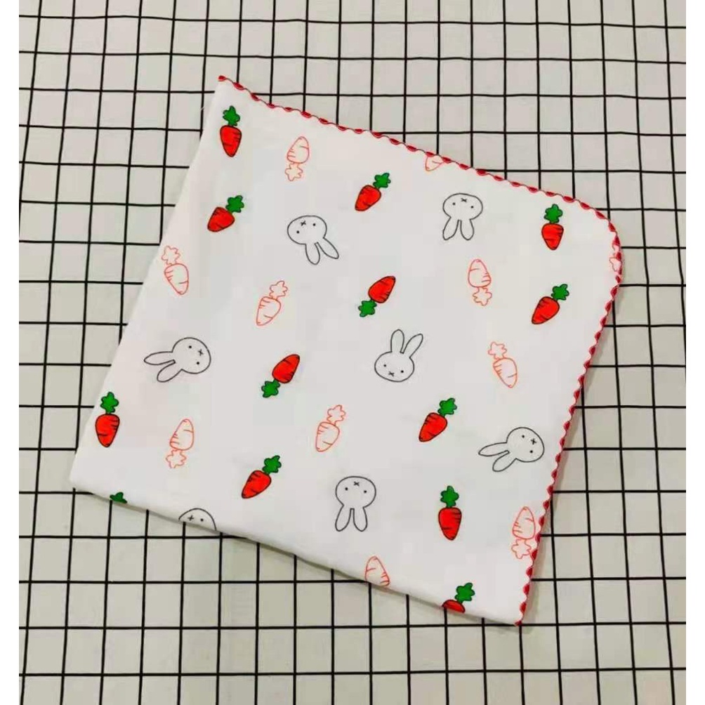 Khăn tắm viền mặt xô chần bông in hình êm ái cho bé, có thể dùng làm chăn đắp ấm 90x90cm