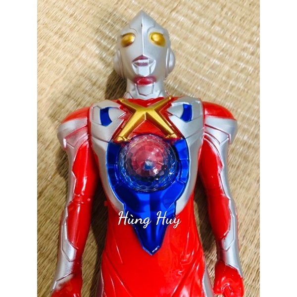 Đồ chơi siêu nhân pin siêu nhân điện quang ultraman phát sáng có nhạc size to