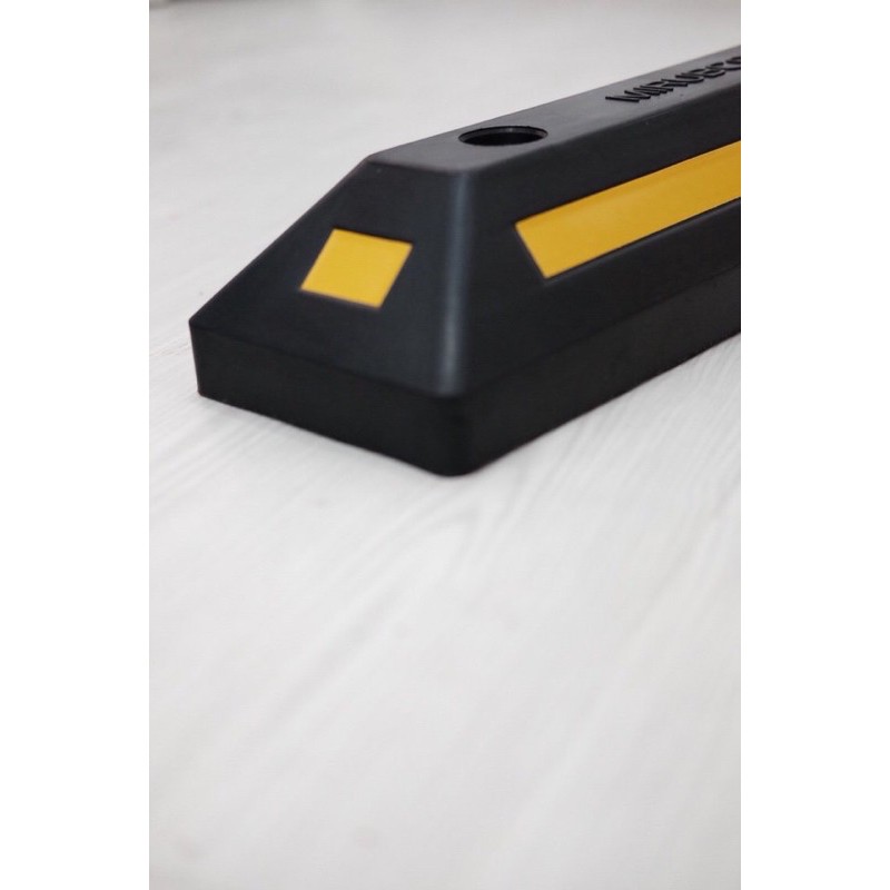 Cao Su Chặn Bánh Xe 550 x 100 x 150