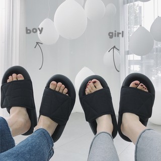 Dép cheap moment với BTS V