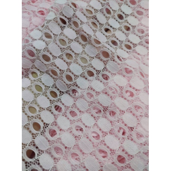 Vải ren chun  khổ 1.6m