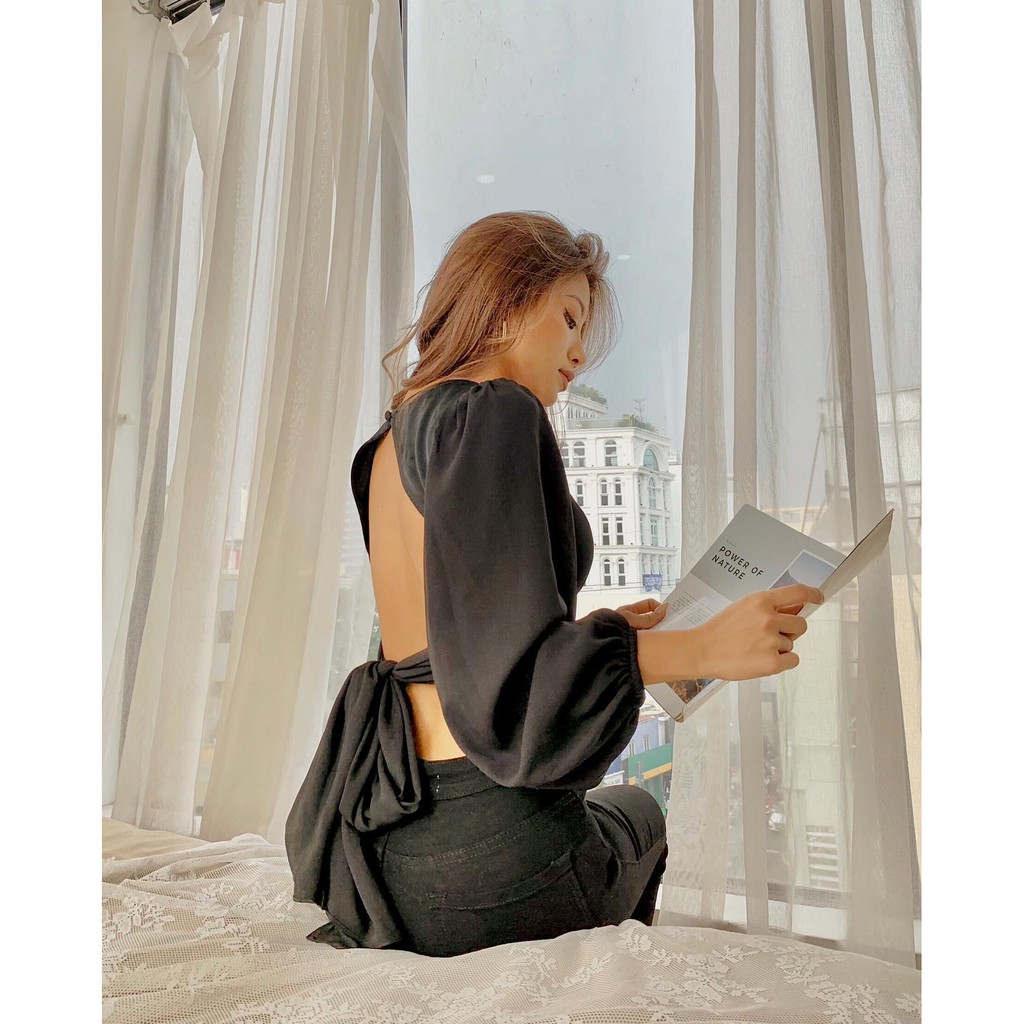 Áo croptop tay dài, thắt nơ sau lưng sang chảnh