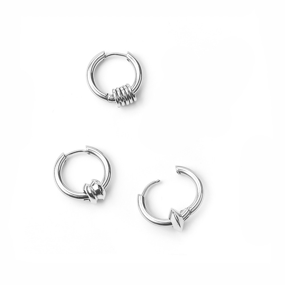 Khuyên tai tròn nhỏ bằng thép không gỉ phong cách punk gothic đơn giản cho nam và nữ