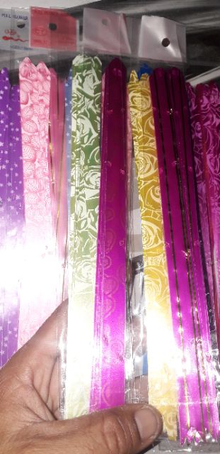 Sét 50 chiếc rút nơ trang trí bằng nhựa kích thước 1x22cm nhiều màu