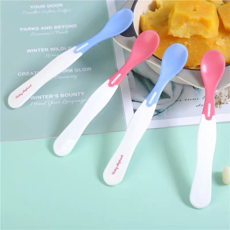 Thìa ăn dặm silicon cảm biến nhiệt độ. 1 sét 2 chiếc