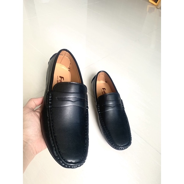 Giày Tây Lười, Giày mọi da mềm, đế khâu sẵn.