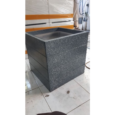 Chậu composite vuông 40x40x40 màu giả đá Home Việt