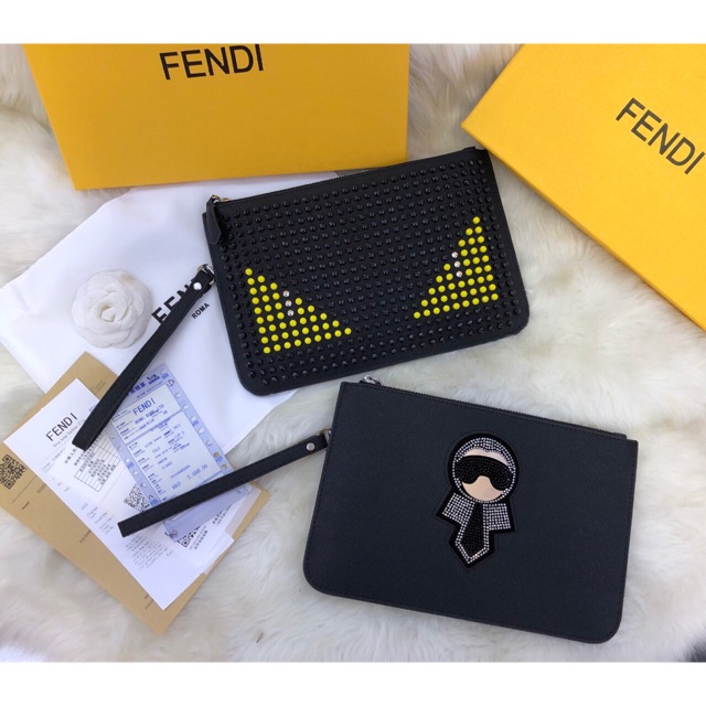 Clutch cầm tay fendi