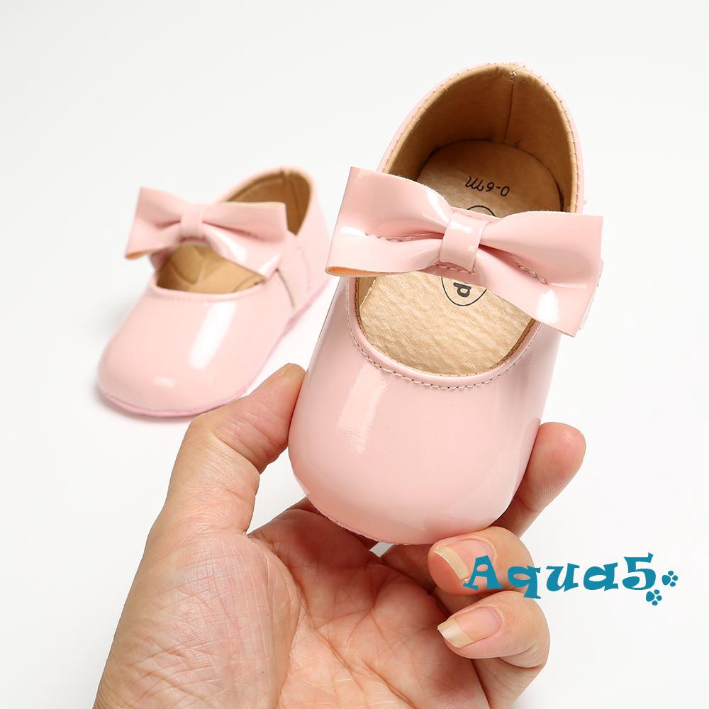 Giày búp bê khóa dán thiết kế xinh xắn thời trang cho bé từ 0-18 tháng tuổi
