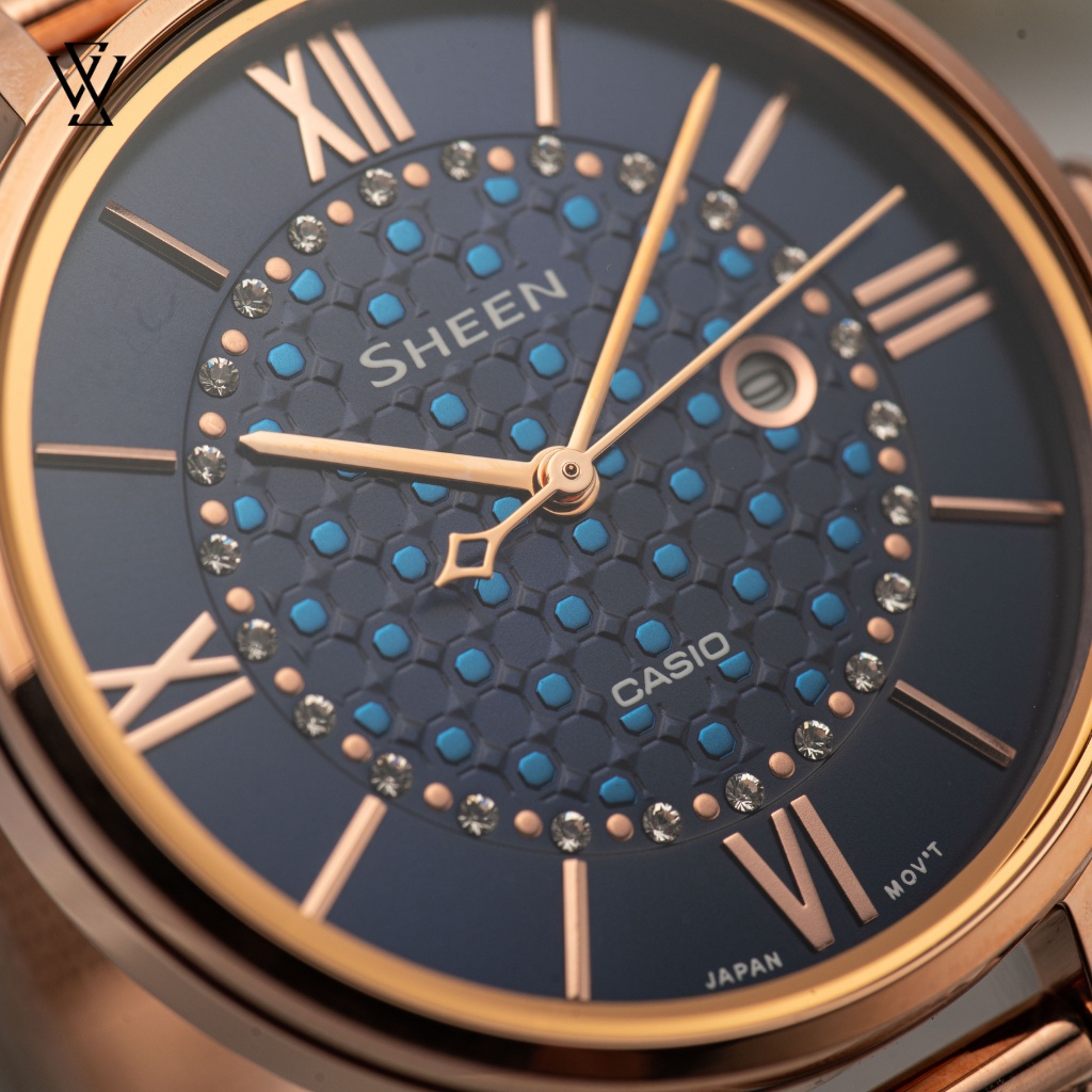 Đồng Hồ Quartz Nữ Casio Sheen WATCHSTORE SHE-4059PGM-2AUDF Thiết Kế Mặt Kính Khoáng 34mm, Dây Kim Loại, Vỏ Thép Không Gỉ