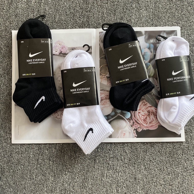 Tất ngắn cổ Nike thấm hút mồ hôi