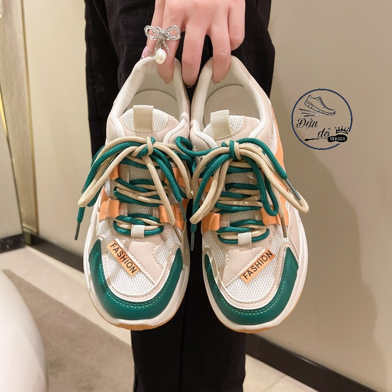 Giày thể thao nữ 2 dây có gắn chữ fashion