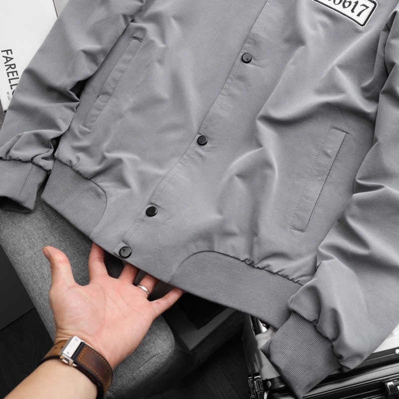 Áo khoác dù cao cấp G u cc i logo thêu form unisex