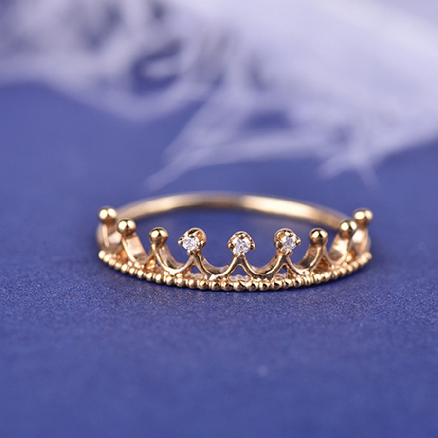 Nhẫn Titan Mạ VàNg ĐíNh Zircon HìNh Vương MiệN ThờI Trang Cho Nữ