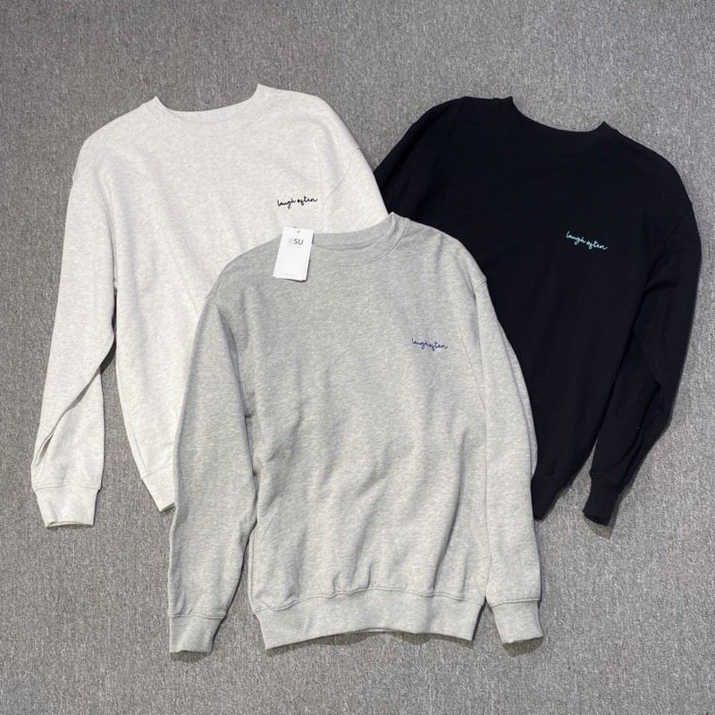 ẢNH TỰ CHỤP Sweater da cá in chữ
