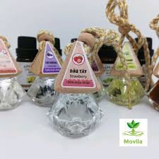 Tinh dầu dâu tây treo xe