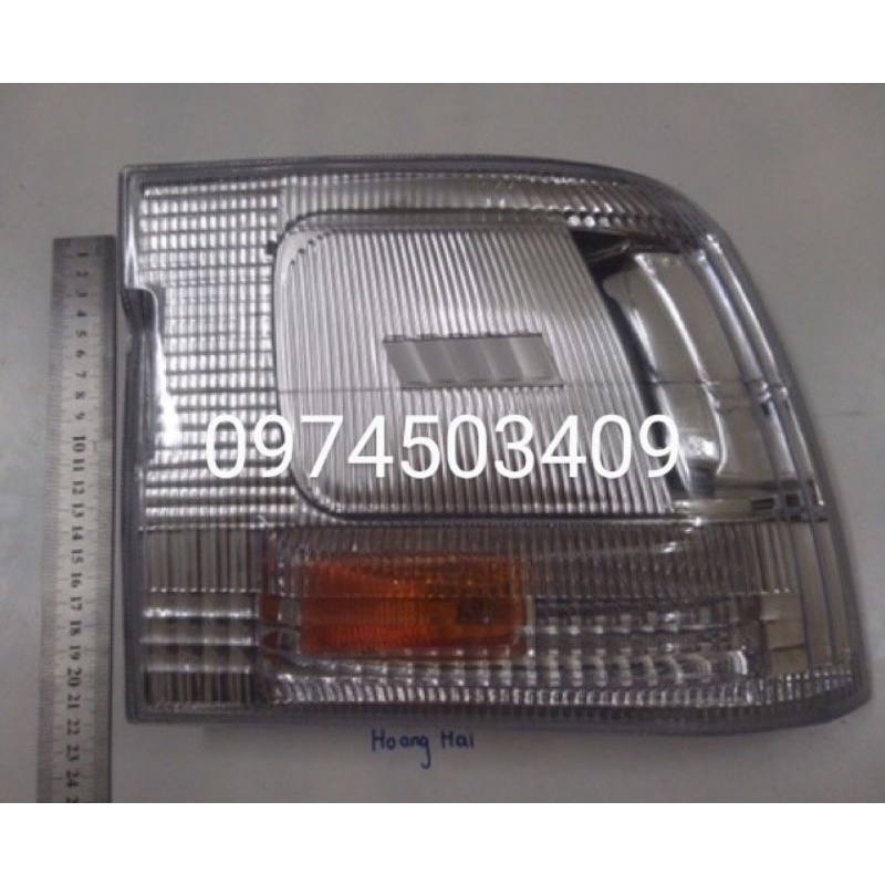 Đèn xi nhan Toyota Hiace đời 2002 đến 2008