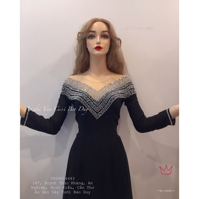 áo dài mẹ tiệc màu đen cổ lưới trung niên sui gia