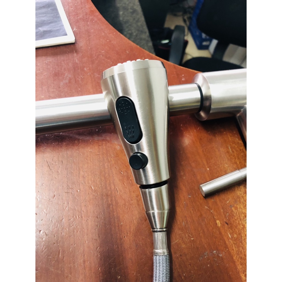 Vòi rửa chén , vòi rửa bát cảm ứng inox 304 nóng lạnh kéo dài đầu