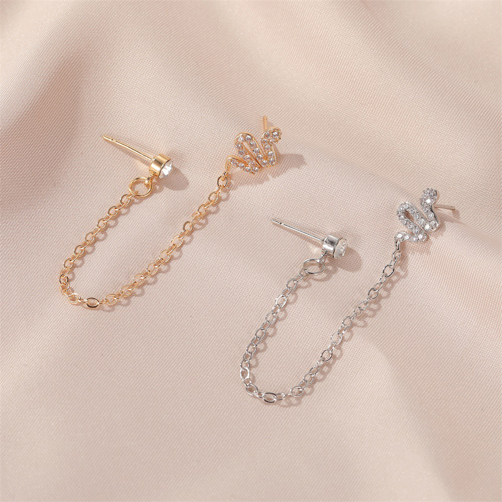 Khuyên Tai Nữ Trang Dáng Dài Tạo Hình Độc Đáo