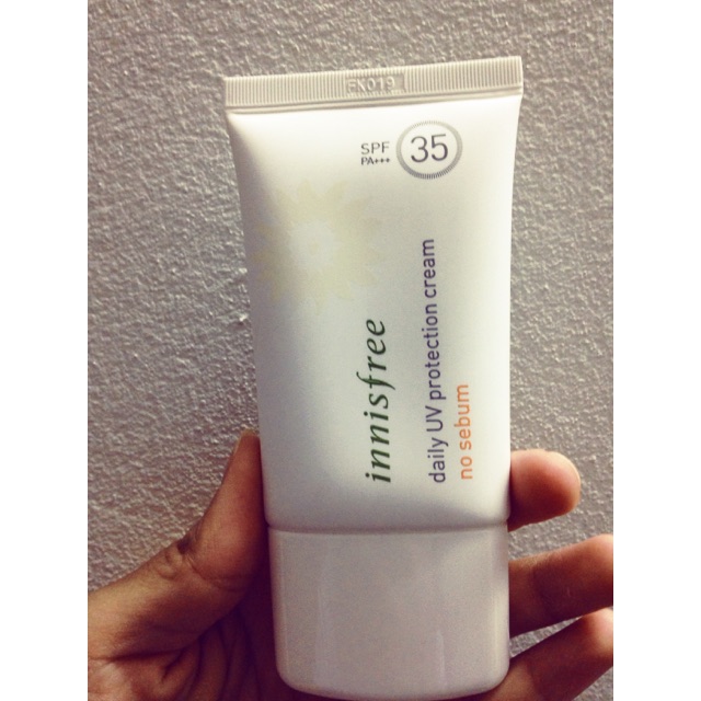 Kem chống nắng innisfree